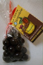 Almendra bañada en chocolate